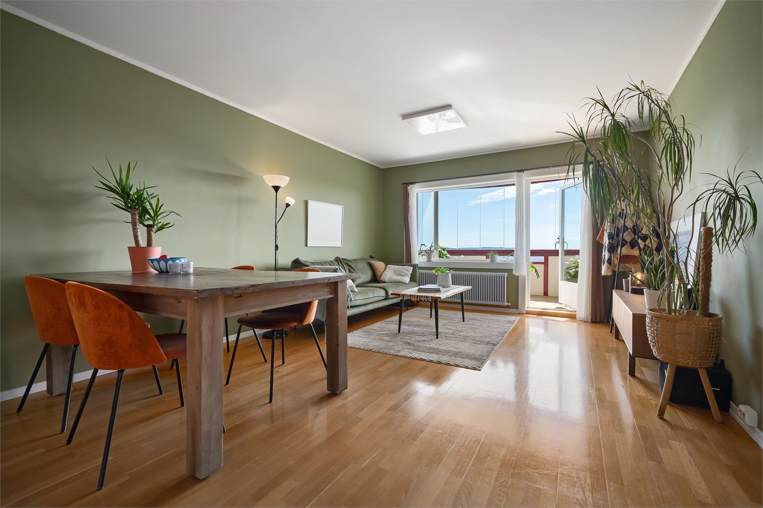 Velkommen til Rødbergveien 5B - Presentert av Krogsveen ved Hallvard Taasen 