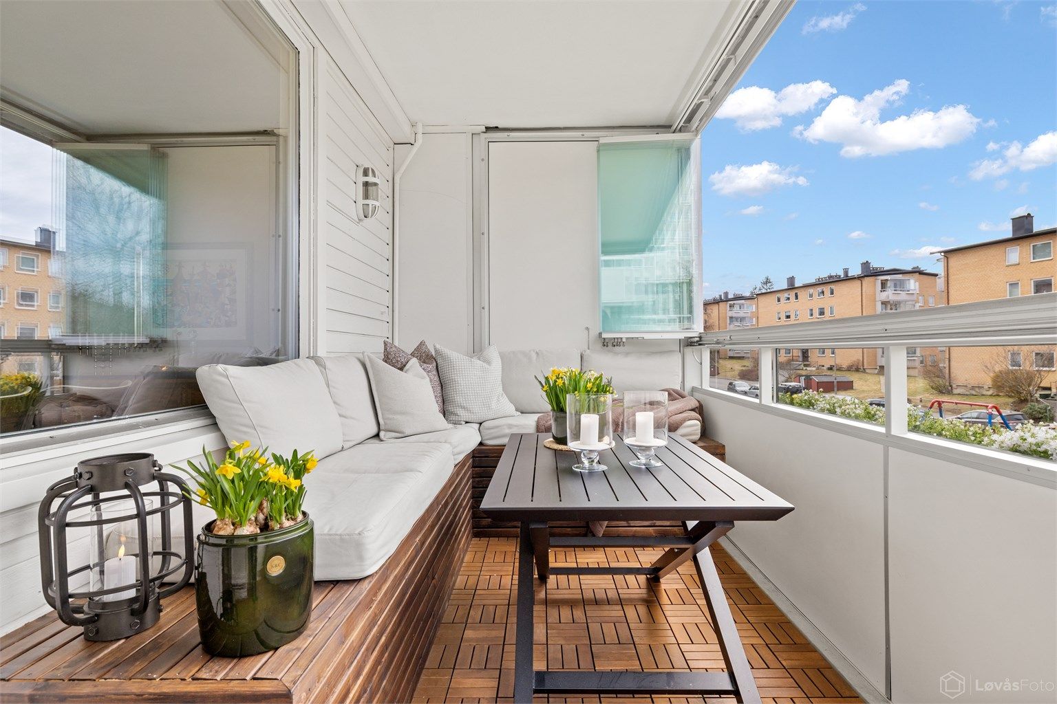 Vestvendt og innglasset balkong på 9 kvm