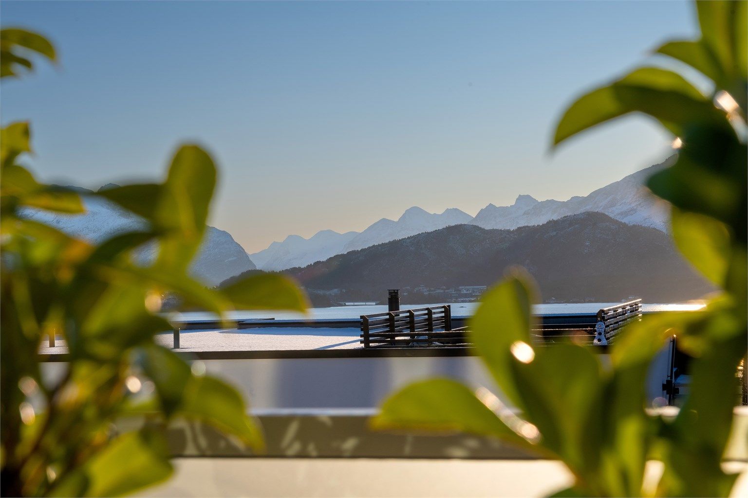 Nydelig utsikt mot Sunnmørsalpane 