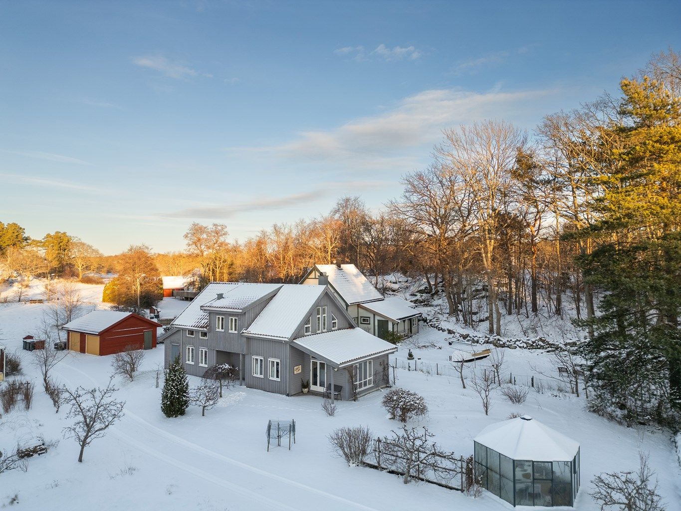 Velkommen til Engøveien 30- Koselig eiendom med nydelig hage!