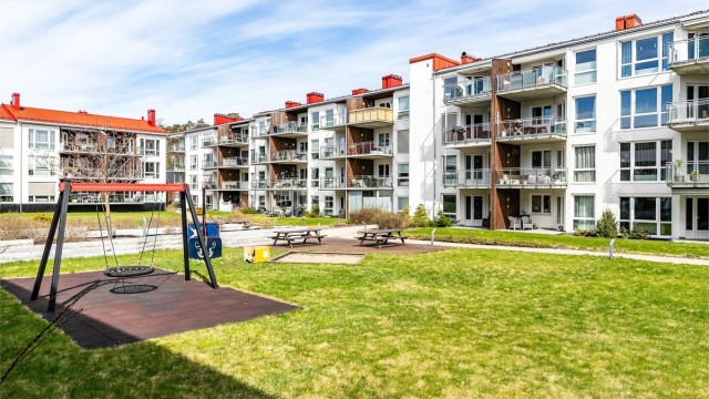 I sameiet Rygge Atrium inngår blant annet 113 boligseksjoner som alle har tilgang til det store, avskjermede gårdsrommet.