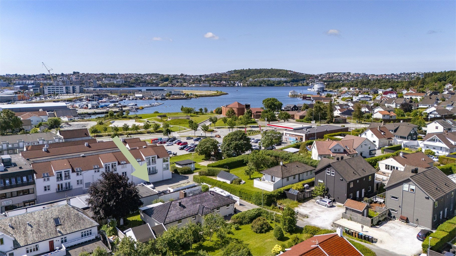 Amalie Barseth v/Krogsveen ønsker velkommen til Restaurationveien 1! Foto: Marianne Lyse