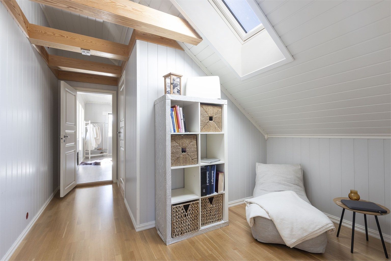 Oppholdsrom i 2. etasje.