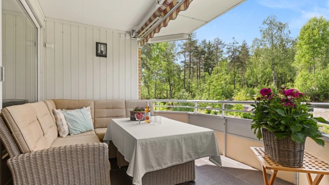 Robin Lauritzen v/ Krogsveen Eiendomsmegling har gleden av å presentere Henrik Sørensens vei 42!