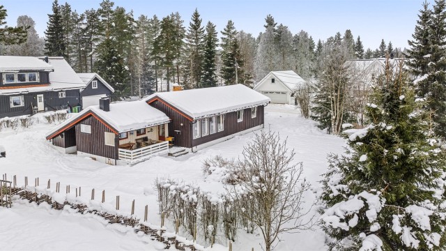 Krogsveen v/ Emilio de Paoli Dunne | Dambakken 10