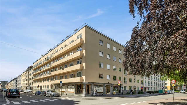Fasade. Sameiet har også parkeringsplasser i bakgård etter venteliste