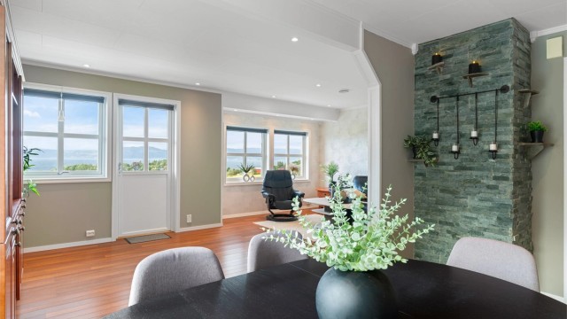 Stue- og kjøkkenarealet måler til sammen romslige 45 kvm.