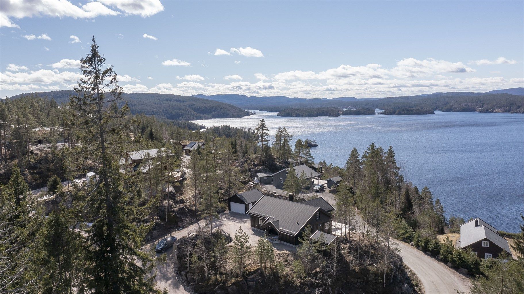 Meget fin og solrik beliggenhet