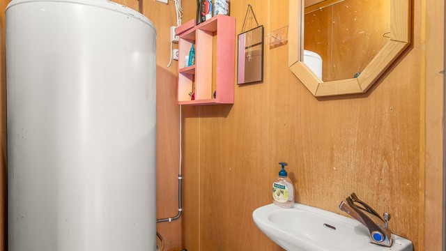 Disponibelt rom med servant.