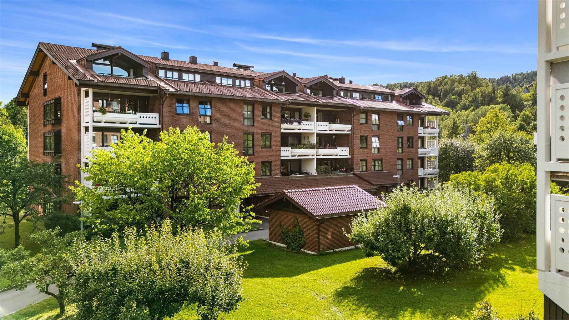 Velkommen til Hamang Terrasse 37 presentert av Kristoffer Stormfelt!