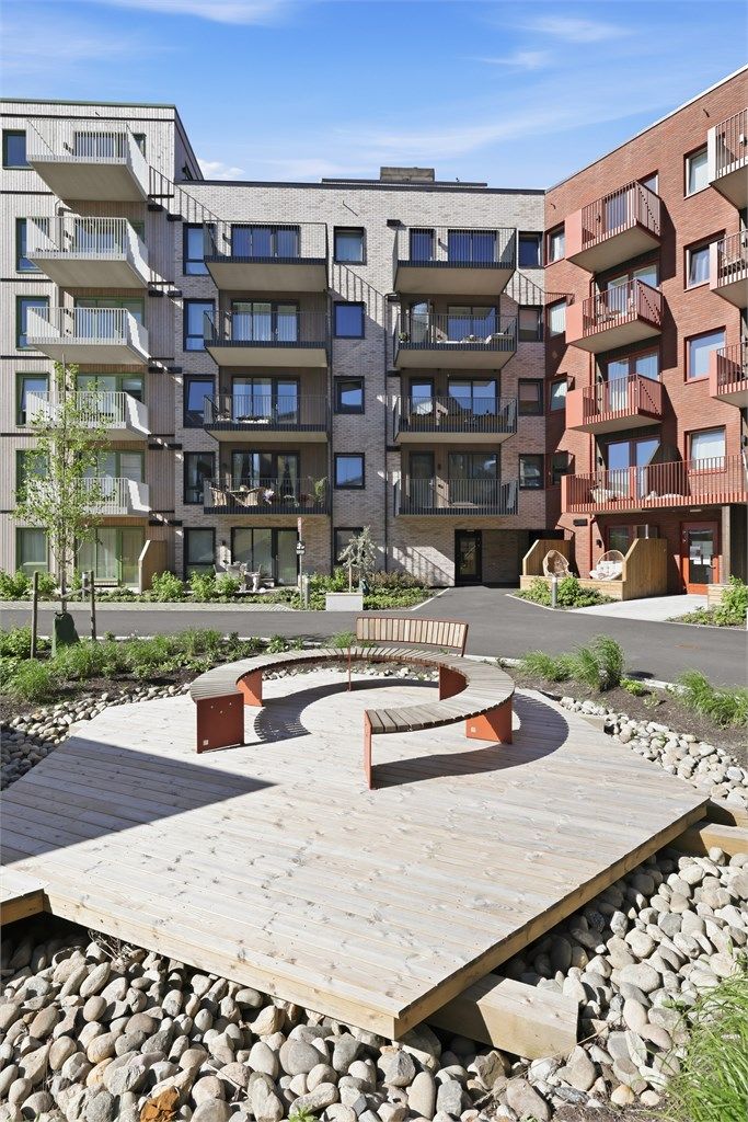 Leiligheten er beliggende i et sentralt boligområdet på Lørenskog - Midt i sentrum!