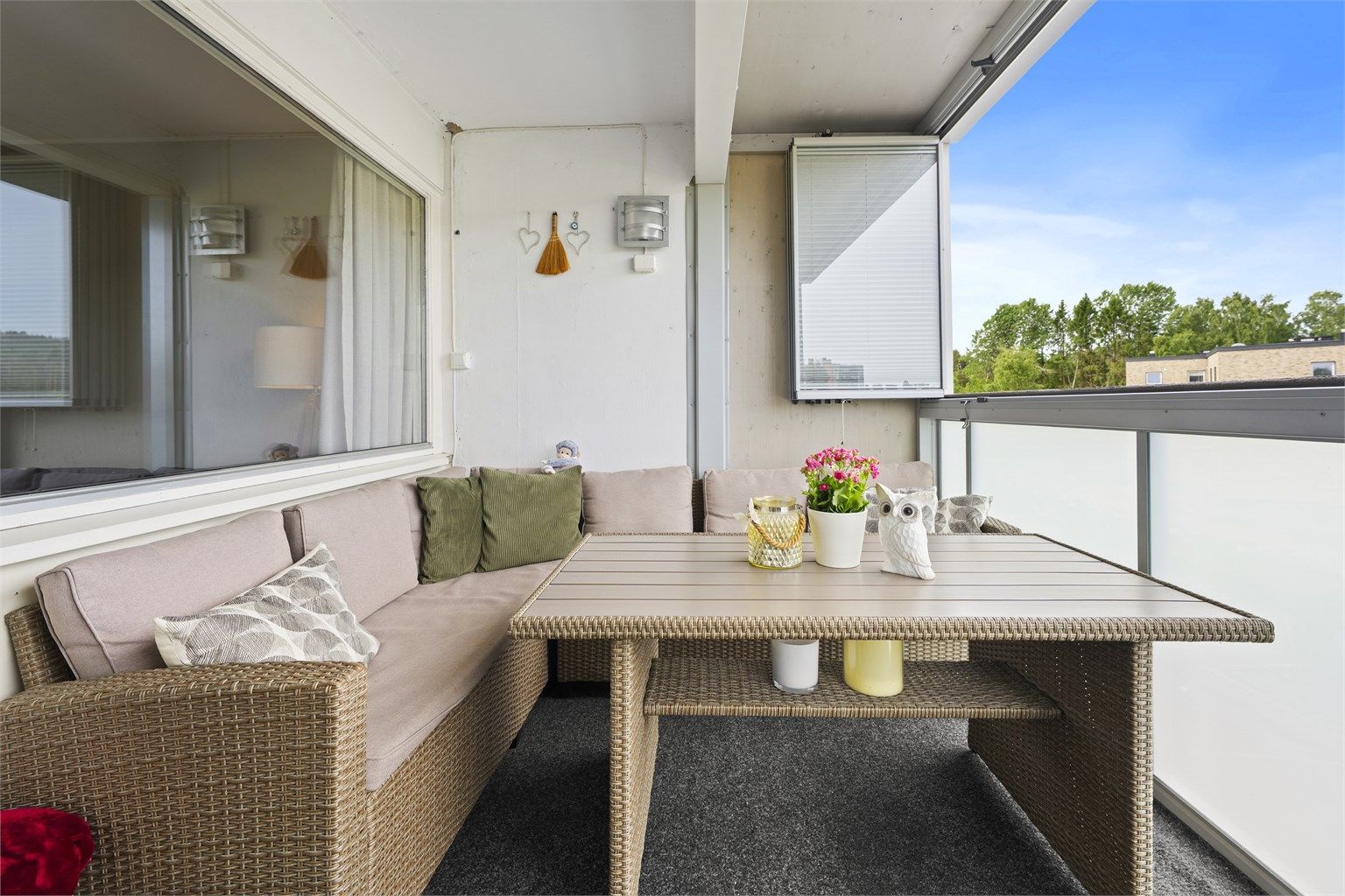 Fungerer fint som en naturlig forlengelse av stua på sommerstid.