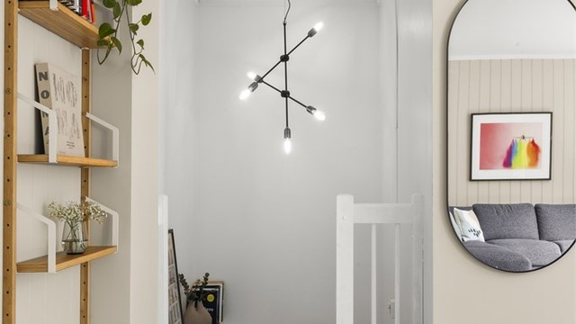 Lys og innbydende trappeoppgang