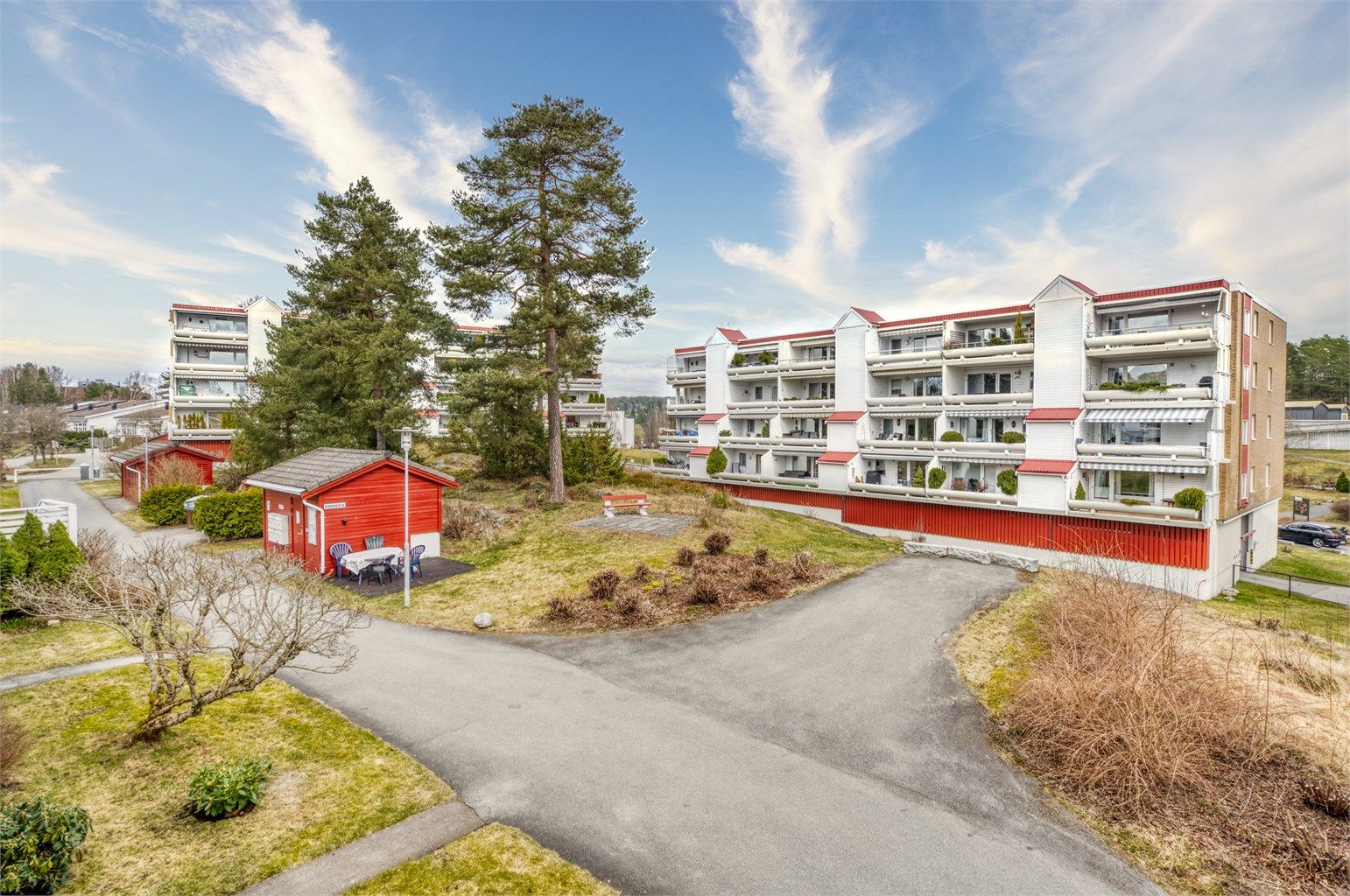 Oversikt over de velholdte fellesområdene i sameiet.