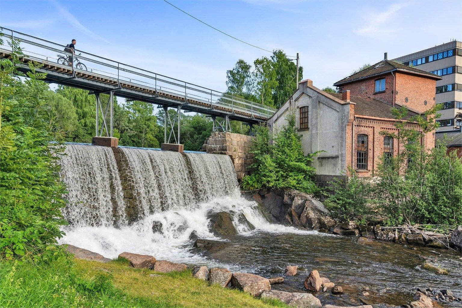 Akerselva byr på flotte turområder og bademuligheter.