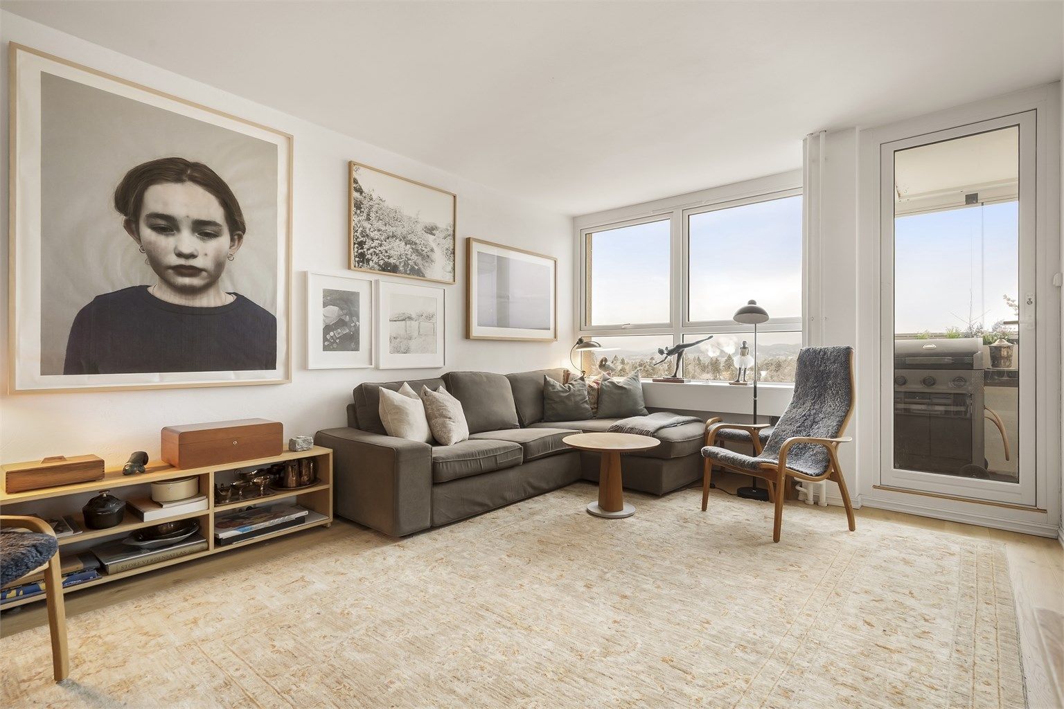 God plass til sofagruppe.