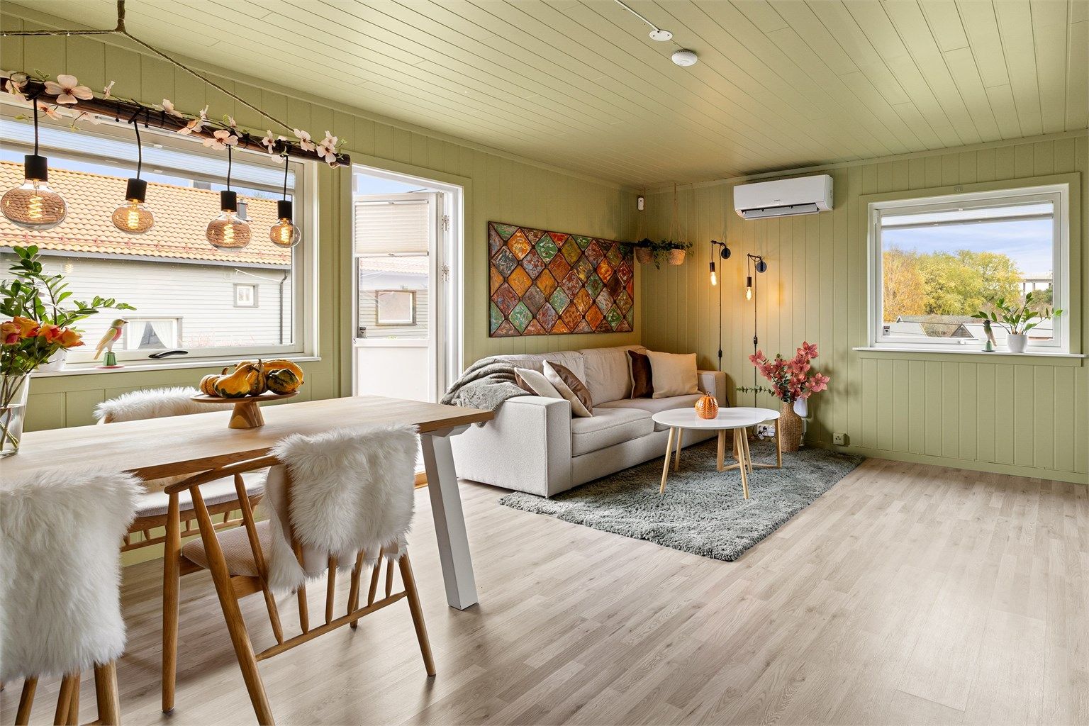 Velkommen til Mossins gate 3 - presentert av Kenneth Graarud Olsen i Krogsveen.