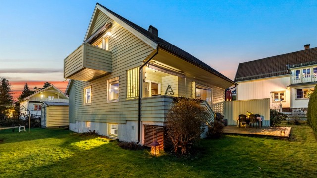 Velkommen til Østvollveien 3B - en innholdsrik enebolig med sentral og barnevennlig beliggenhet. Foto: Oh Shots