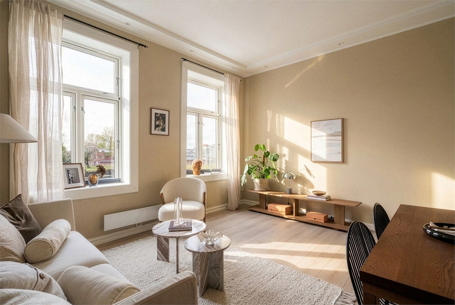 En sjarmerende 3-roms andelsleilighet med klassiske detaljer og sentral beliggenhet i Gamlebyen.
Foto: Peter Futo