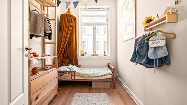 Det tredje soverommet egner seg godt som barnerom, gjesterom eller kontor.