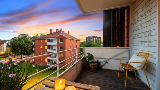 Caroline Berg-Thomassen har gleden av å presentere St. Jørgens vei 6!