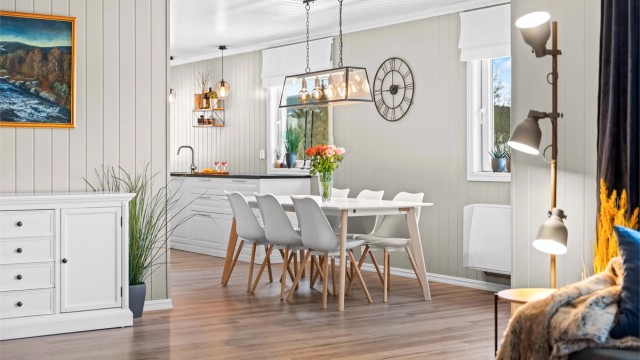 Eiendomsmegler Krogsveen avd. Årnes har gleden av å presentere Staurhaugveien 9! Foto: Fotograf Anders Botnmark