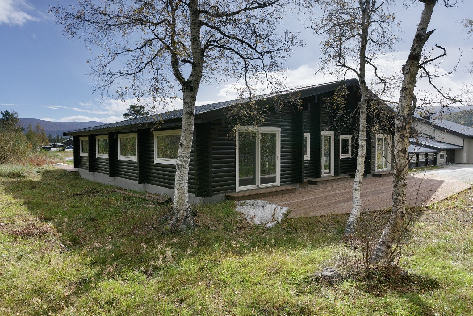 Fasade og markterrasse