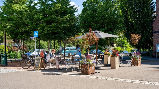 De daglige innkjøpene gjøres enkelt på Grønlands Torg eller i en av de mange nærbutikkene.