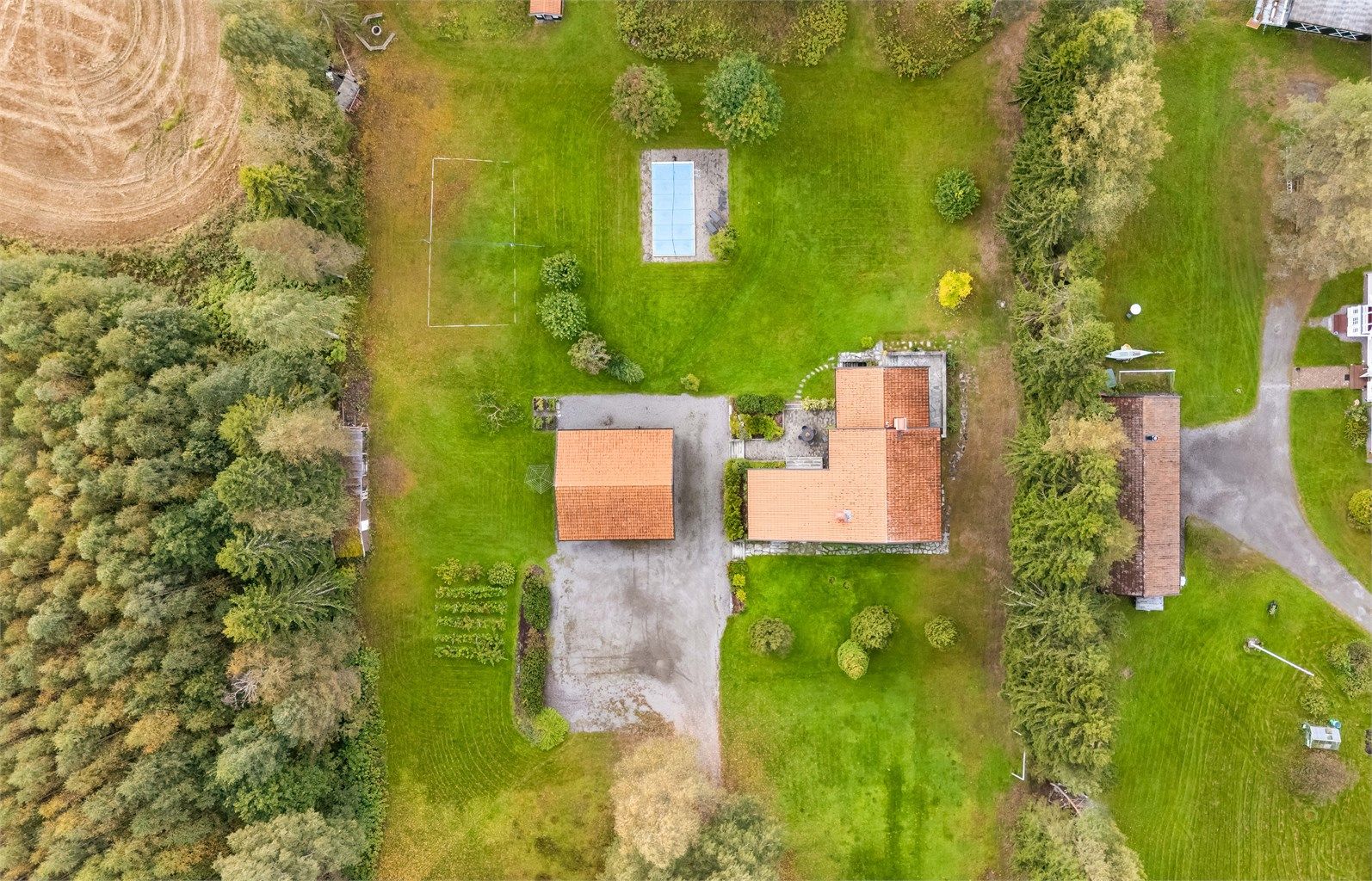 Her har du en tomt på 8 281kvm!