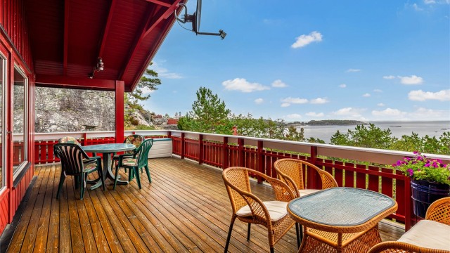 Usjenert og med fantastisk utsikt.