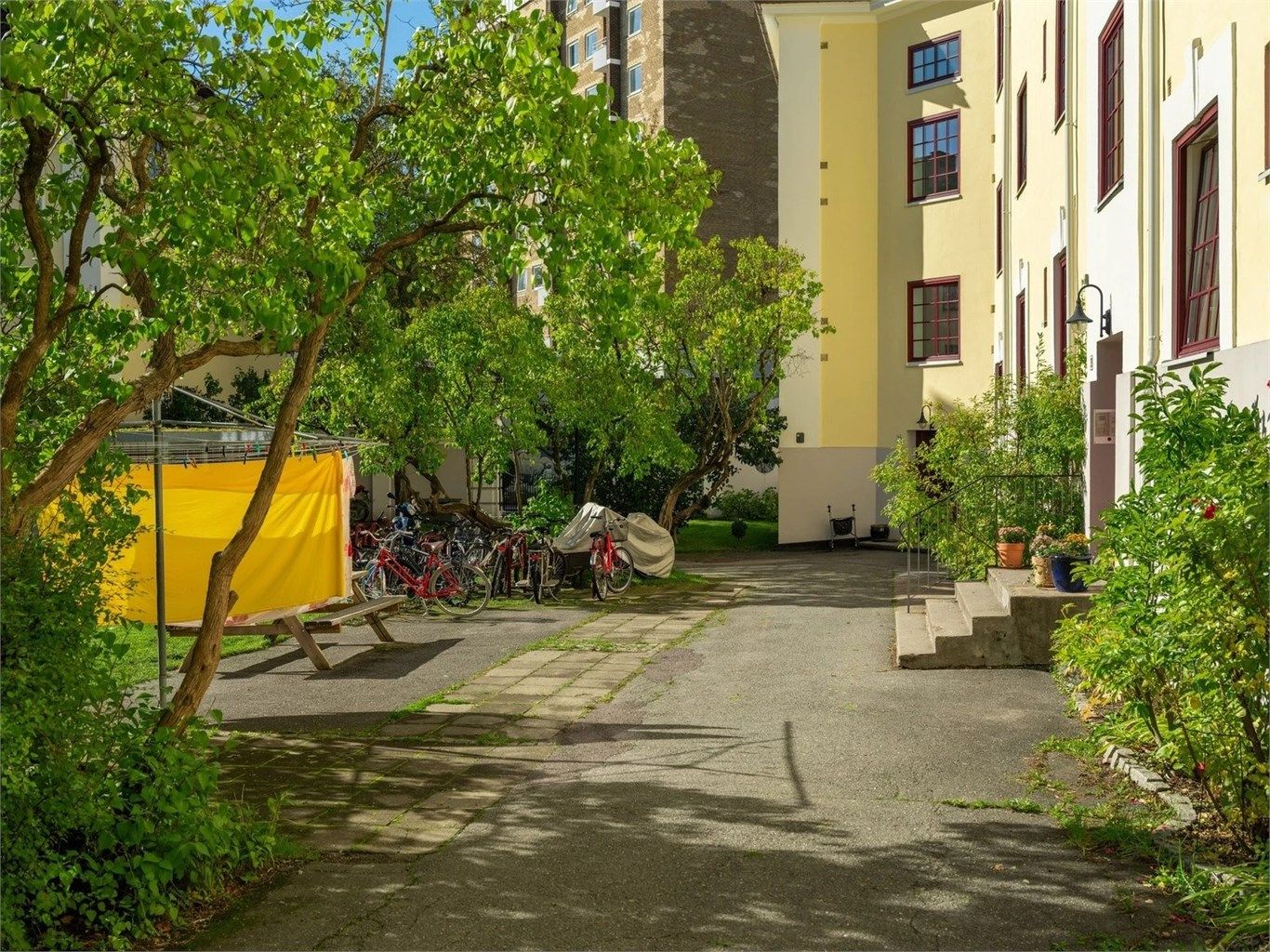 Her er det mulig til å sette fra seg sykkelen. 