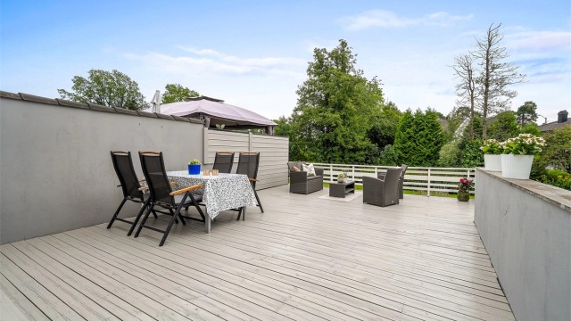 Enderekke med romslig terrasse og svært gode solforhold
Foto: Tor Harald Johannessen