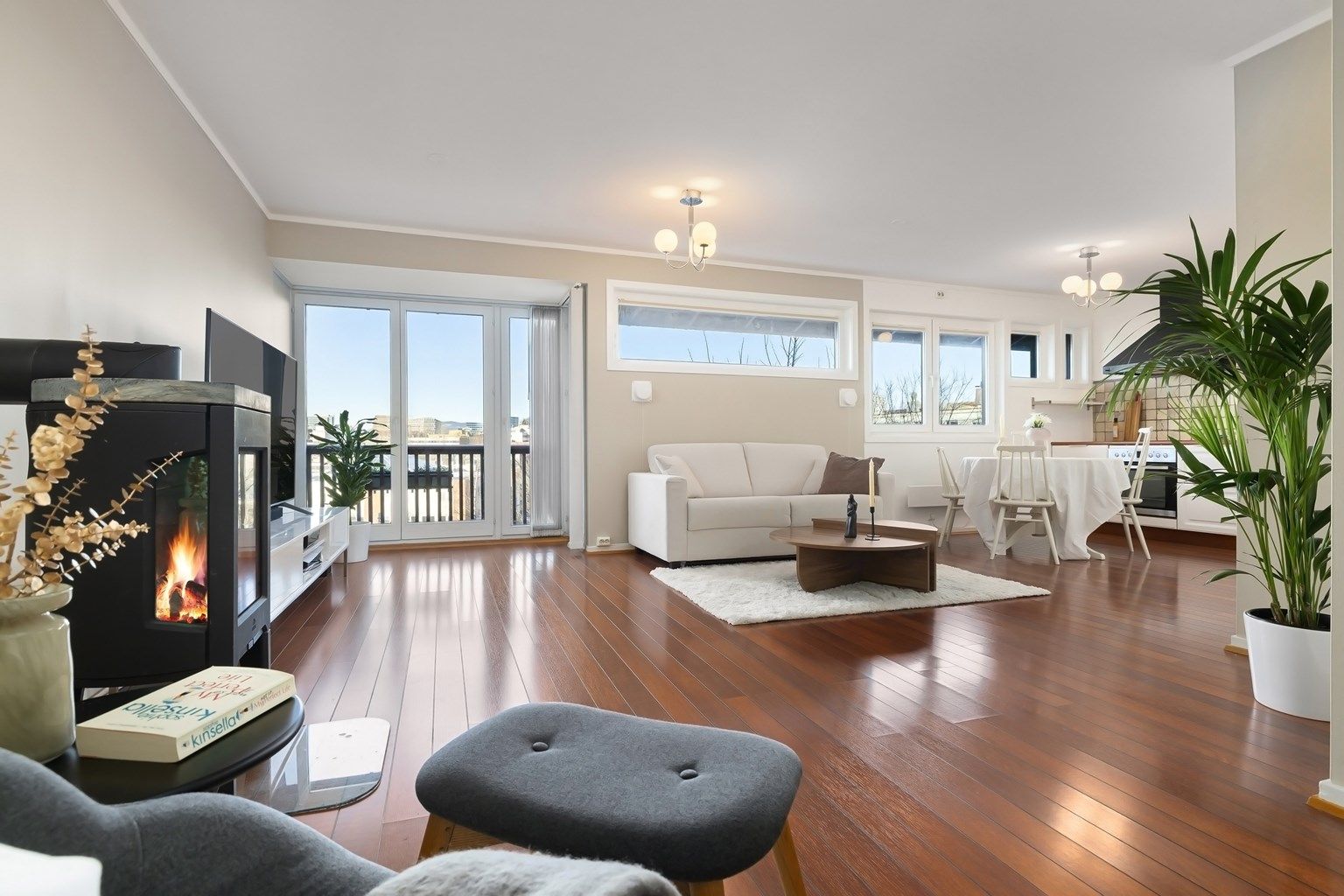 Krogsveen ved Remi Bangsund har gleden av å presentere Fyrstikkbakken!