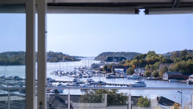 Lundestadtoppen 26 presenteres av Kenneth Graarud Olsen i Krogsveen. En av sentrums fineste utsiktstomter.