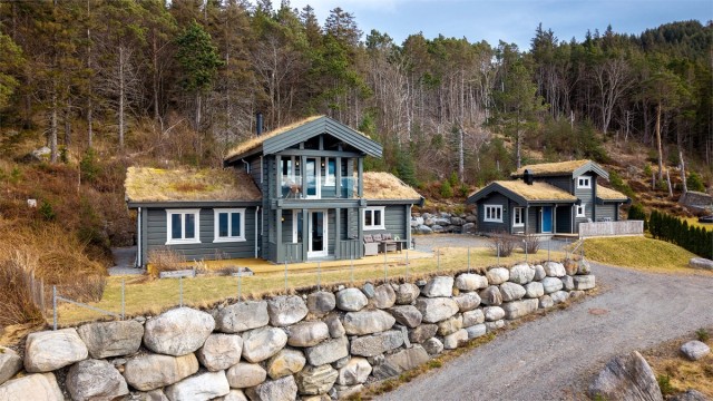 Velkommen til Fjellheim 81 på Flemsøy/Skuløy, presentert av Krogsveen v/Eiendomsmegler Christian Nogva Aarseth
