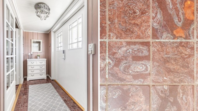 Entreen kan lukkes av mot hallen slik at kald luft utenfra ikke strømmer videre inn mens ytterdøren er åpen. Elektronisk kodelås er montert på ytterdøren.