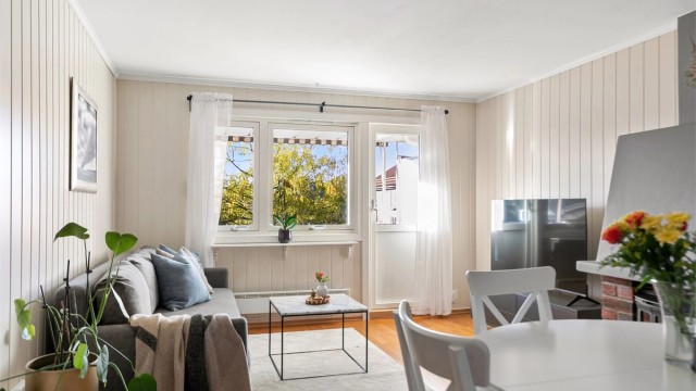 Hyggelig 3-roms med sydvendt balkong og flott beliggenhet. Foto: Zovenfra