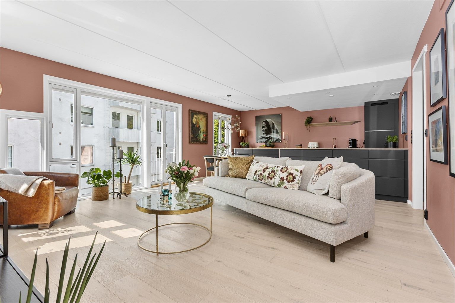 Velkommen til Engervannsveien 37D presentert av Eiendomsmegler Kristoffer Stormfelt!
