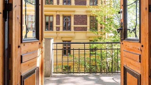 Leiligheten har totalt tre terrasser - alle med adkomst fra underetasjen.