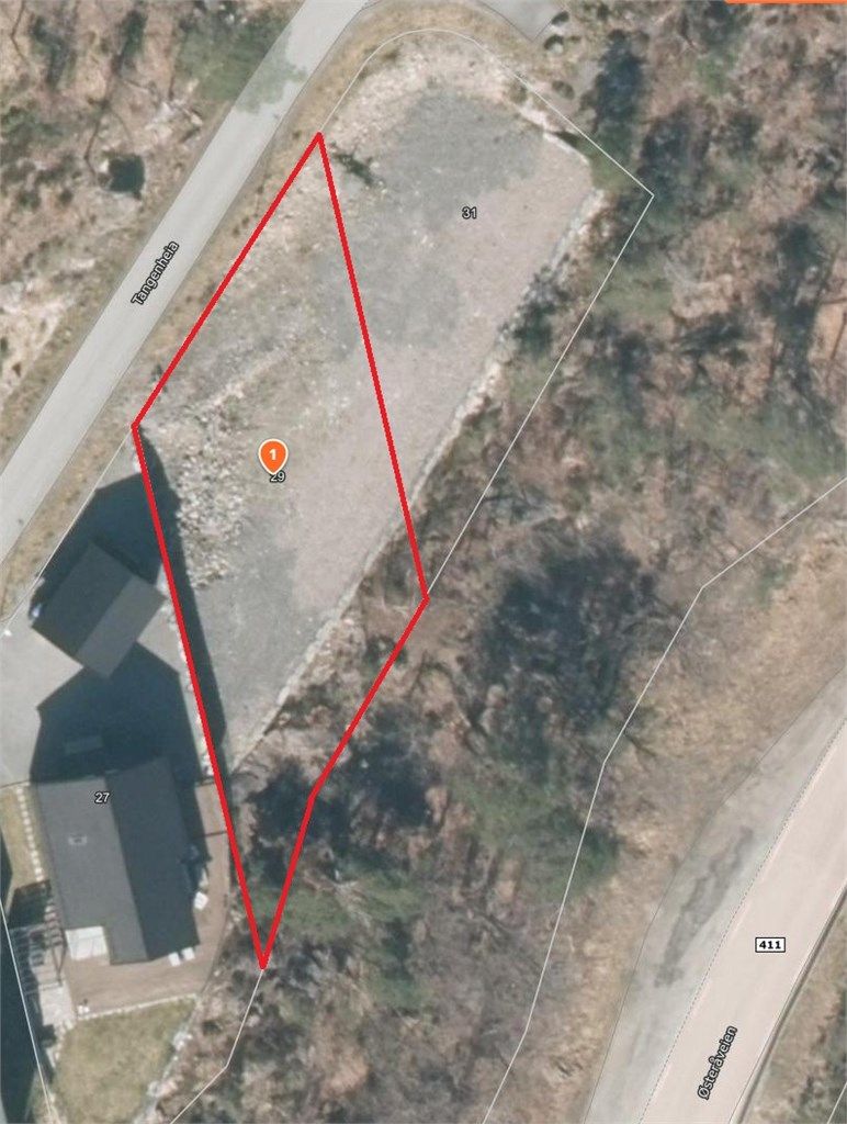 Tomtegrenser i rødt.