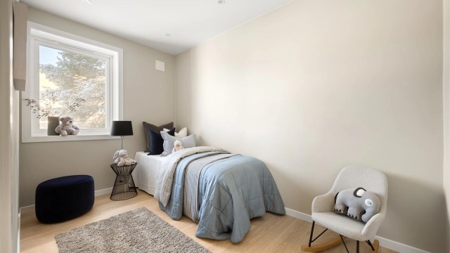 Det tredje soverommet har også en god størrelse og fleksible bruksmuligheter.