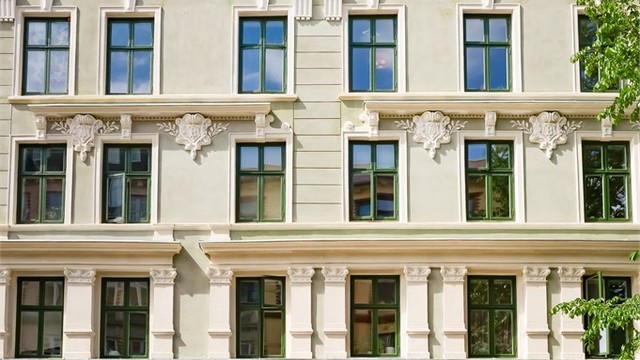Bygården fra 1900 er av klassisk bebyggelse og er godt velholdt av borettslaget.