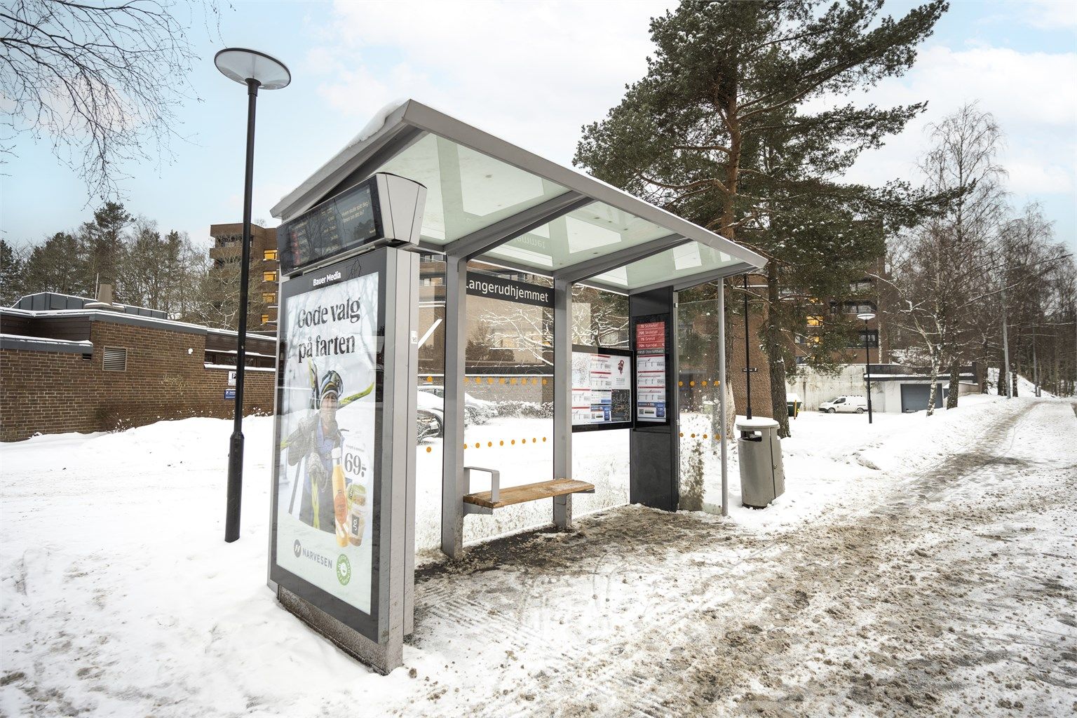 Bussholdeplassen er rett ved hjemmet ditt - superpraktisk!
