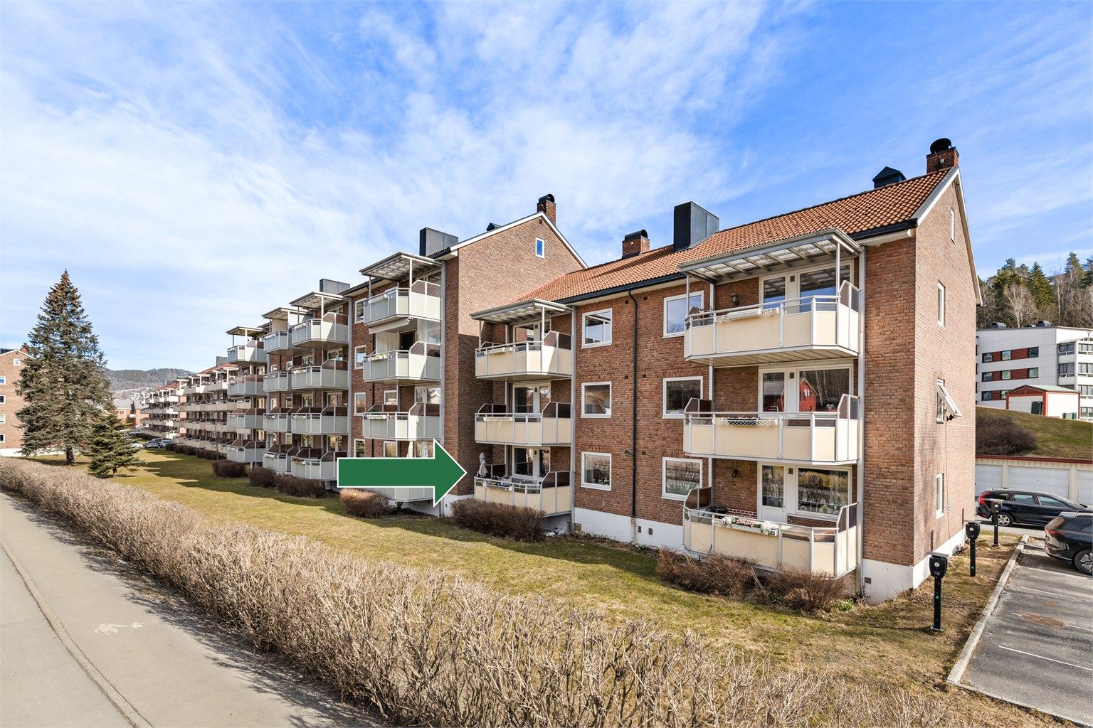 Lys og pen 3-roms leilighet beliggende i 1. etasje