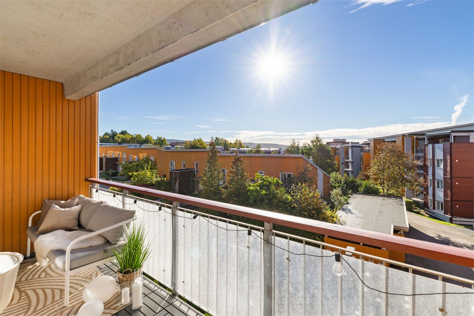 En lys og innholdsrik 3-roms selveierleilighet i et attraktivt og sentralt boområde. Foto: CASP