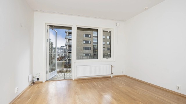 Velkommen til Spireaveien 10 B - Arealeffektiv og gjennomgående 2-roms med balkong vendt ut mot skjermet bakhage