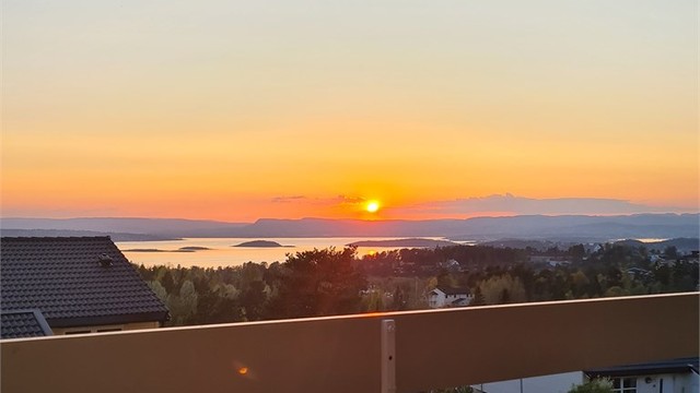 Fantastiske solnedganger på solskinnsdager