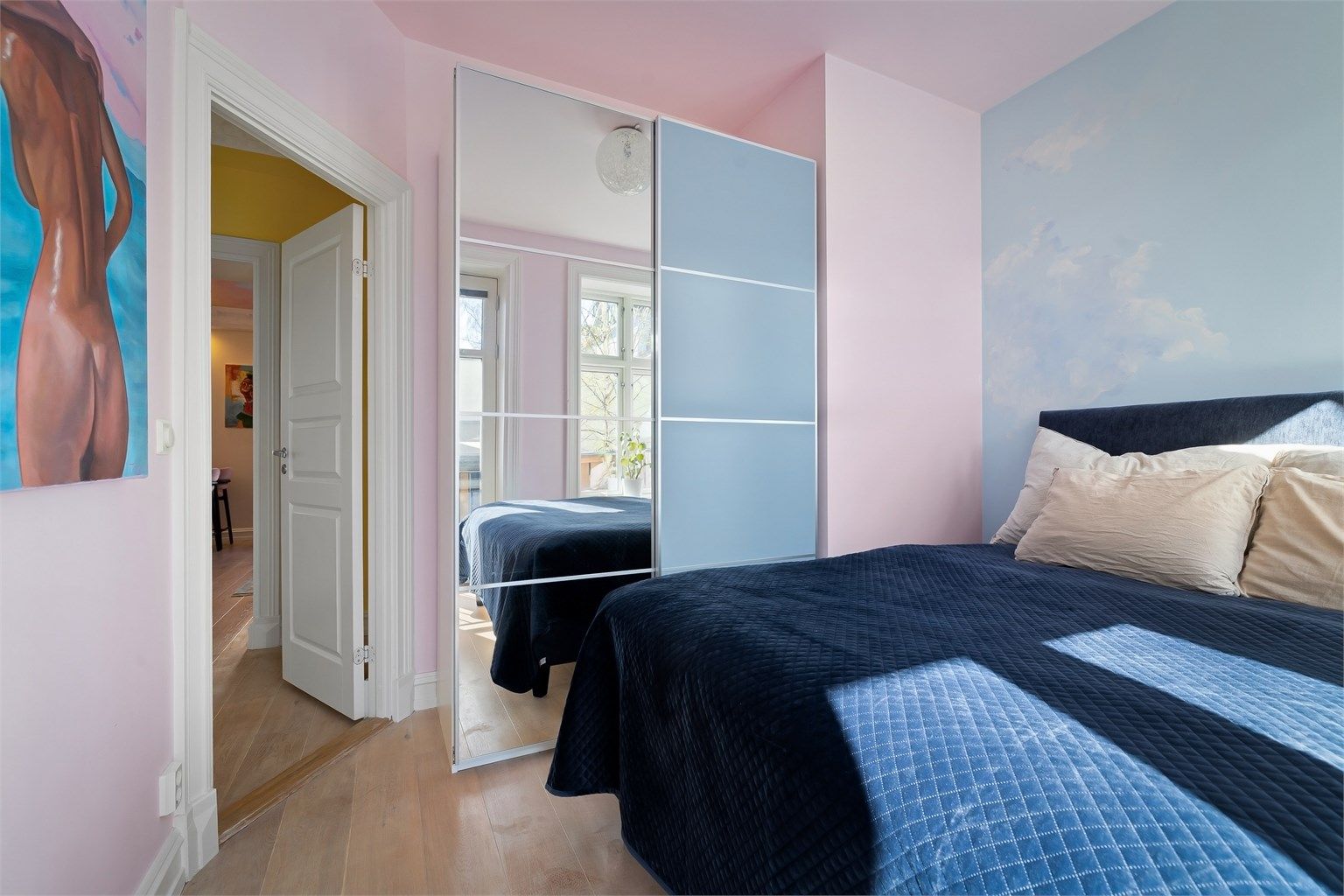 God plass til klesskap. 