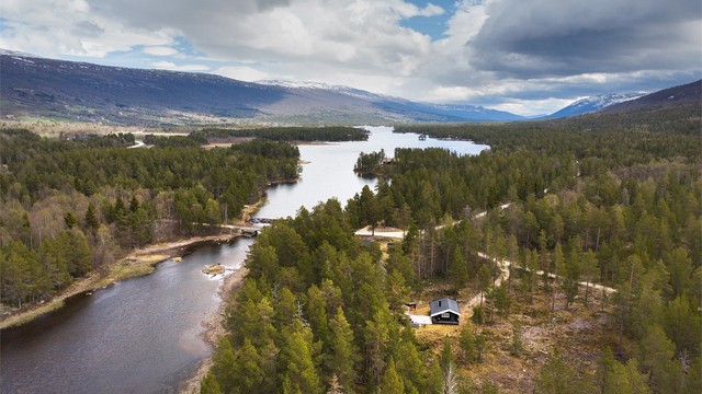 Herfra er det kun 11 minutters kjøretur til alpinanlegget på Bjorli.