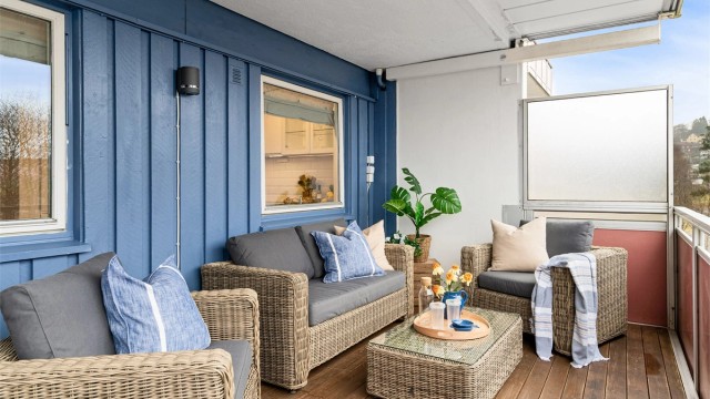 - God plass til en stor sittegruppe -